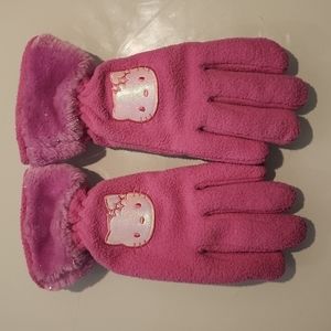 Pink Hello Kitty gloves